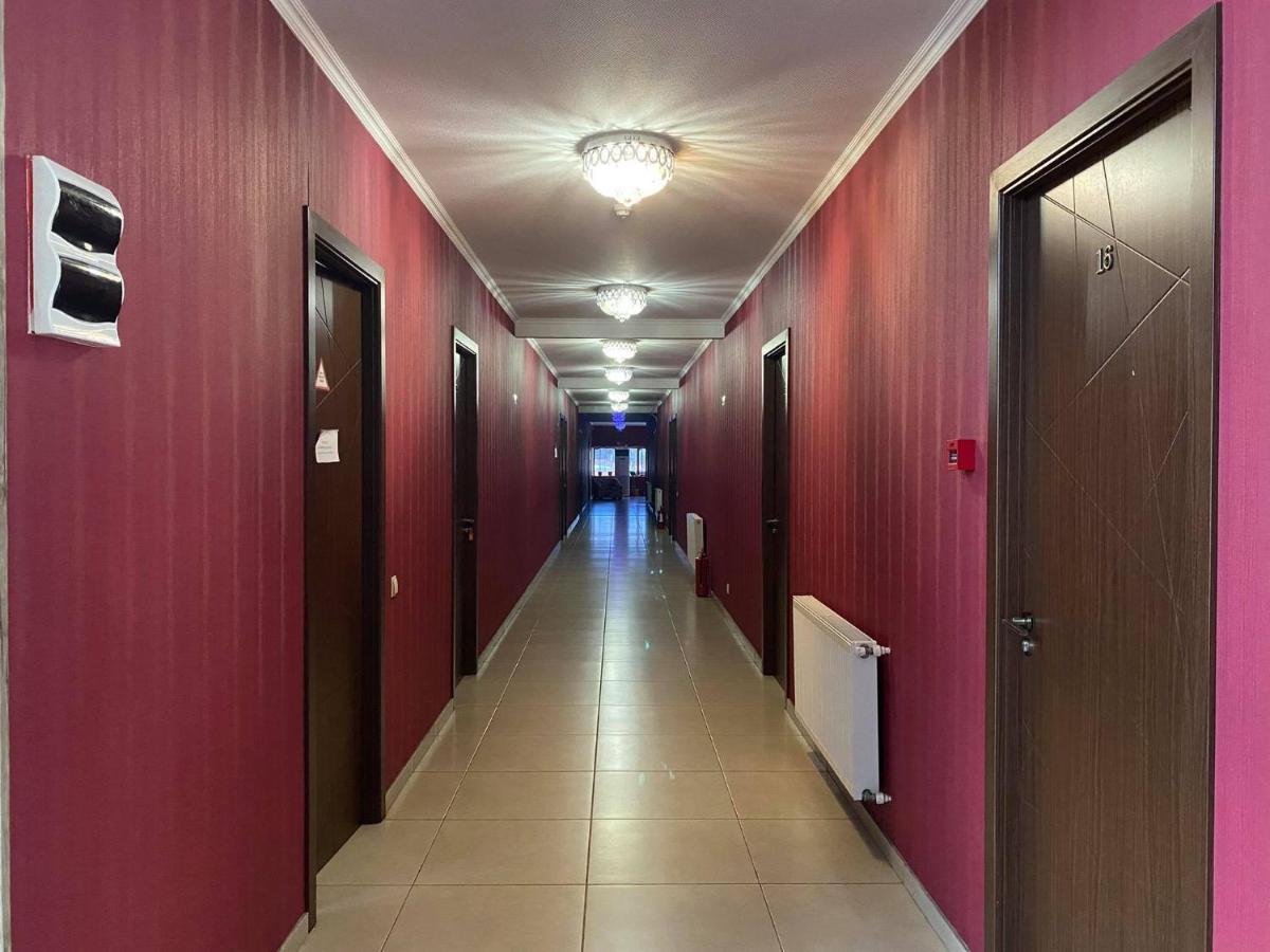 Hotel Okriba Tiflis Exterior foto
