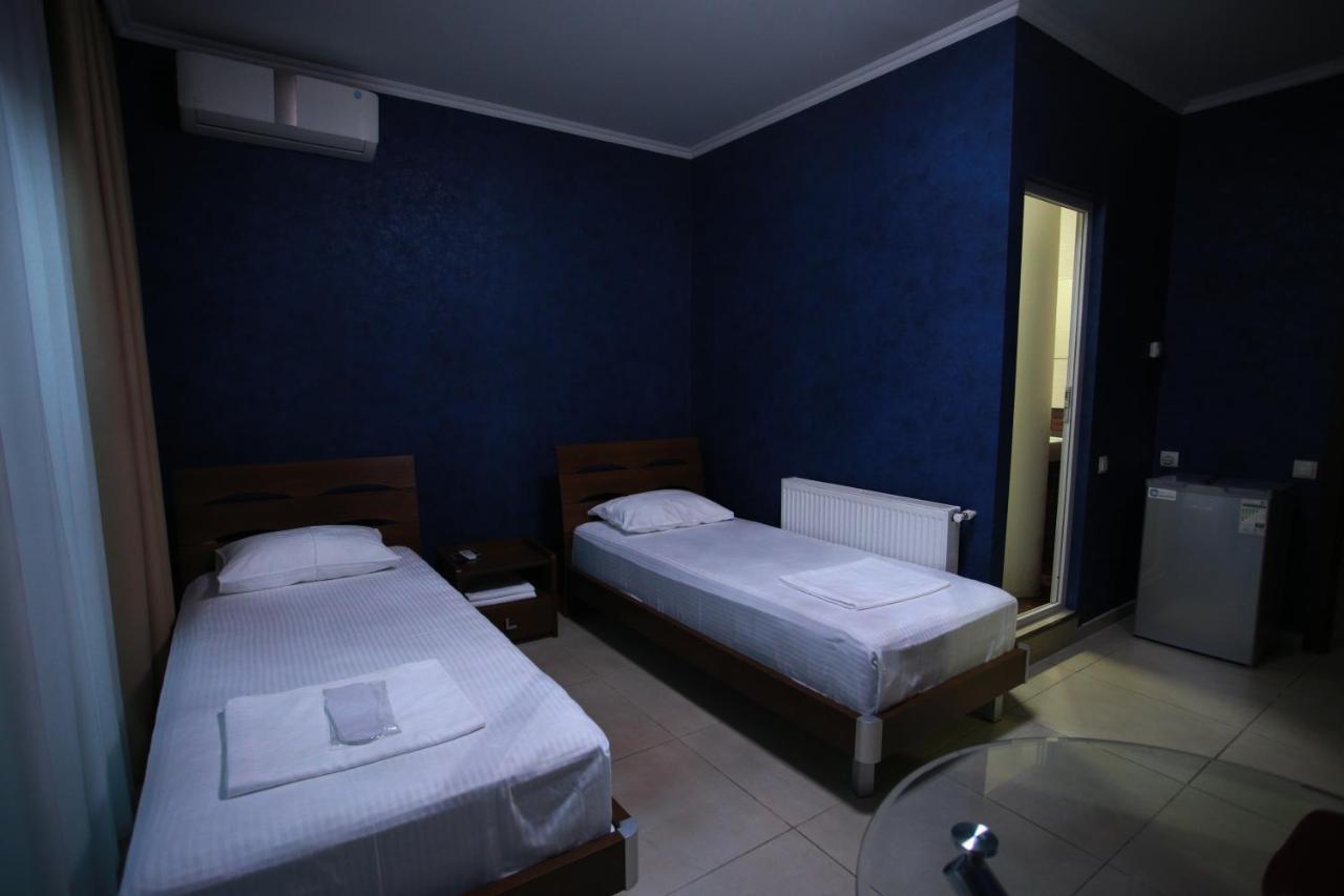 Hotel Okriba Tiflis Exterior foto