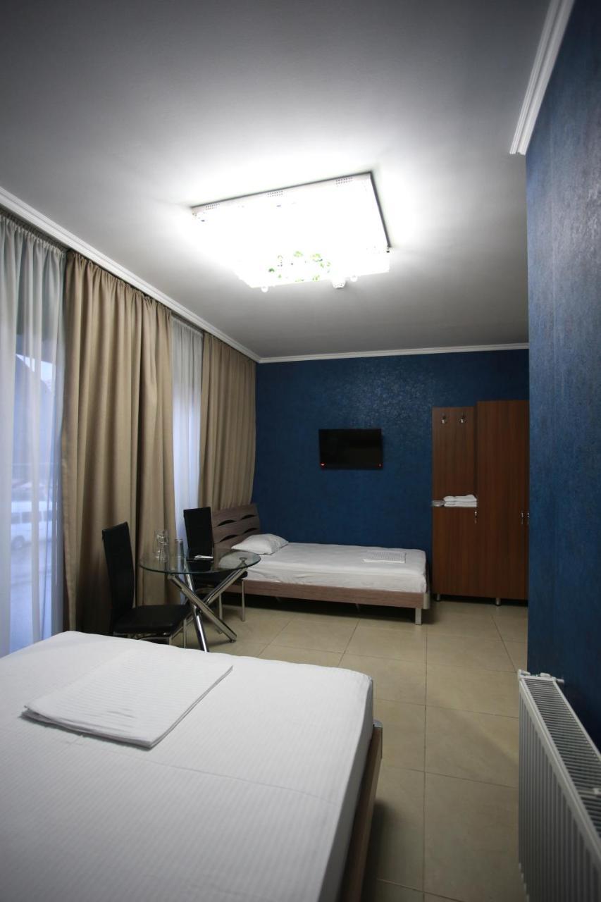 Hotel Okriba Tiflis Exterior foto
