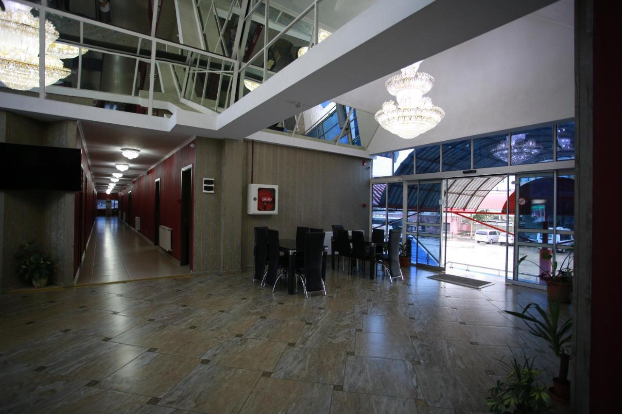 Hotel Okriba Tiflis Exterior foto